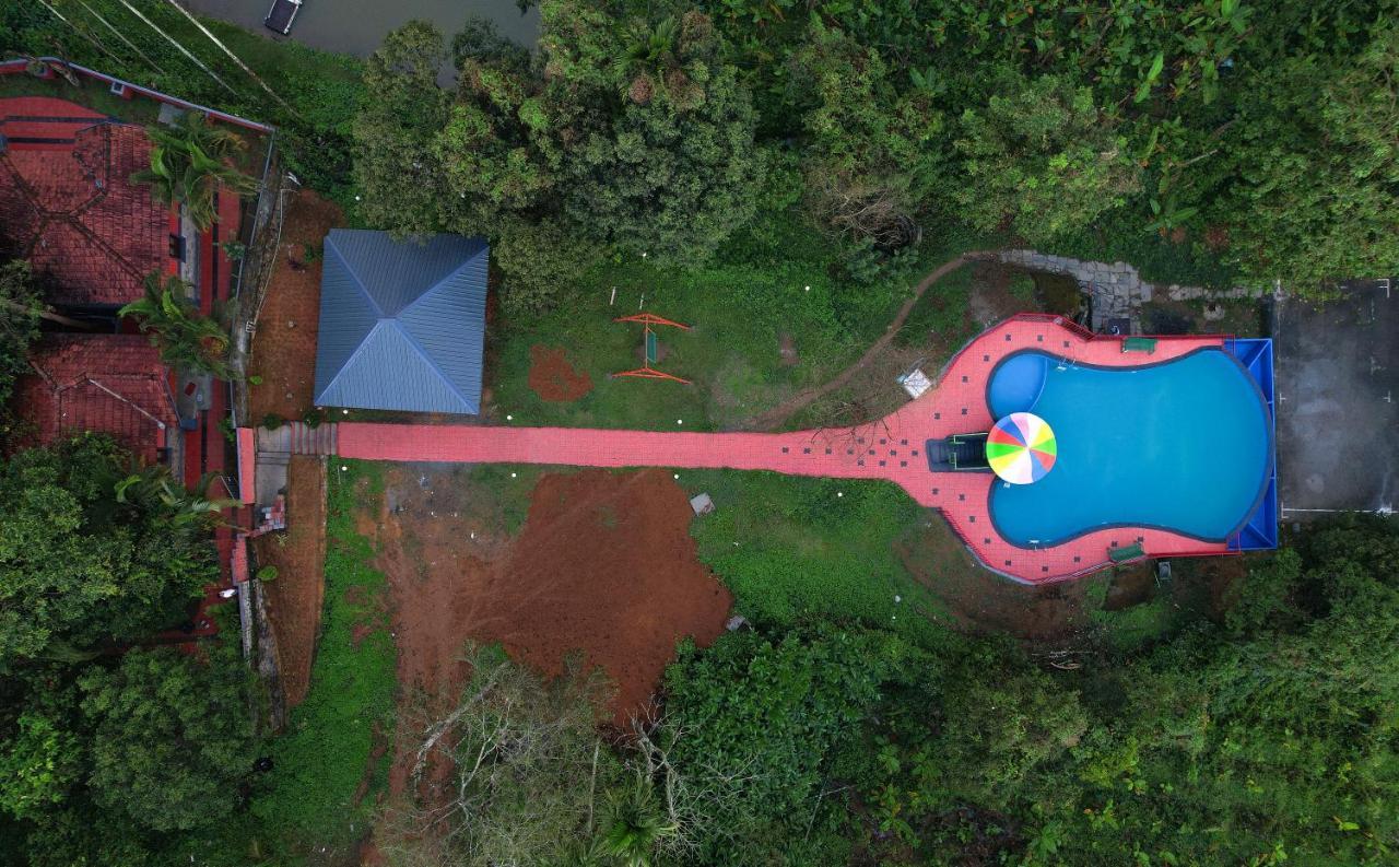 Clay Resort By Bestinn Leisure - Wayanad Padinjarathara Ngoại thất bức ảnh
