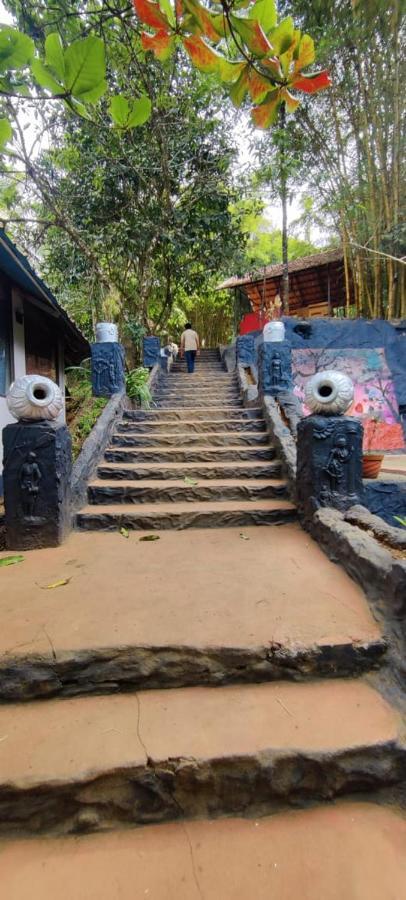 Clay Resort By Bestinn Leisure - Wayanad Padinjarathara Ngoại thất bức ảnh