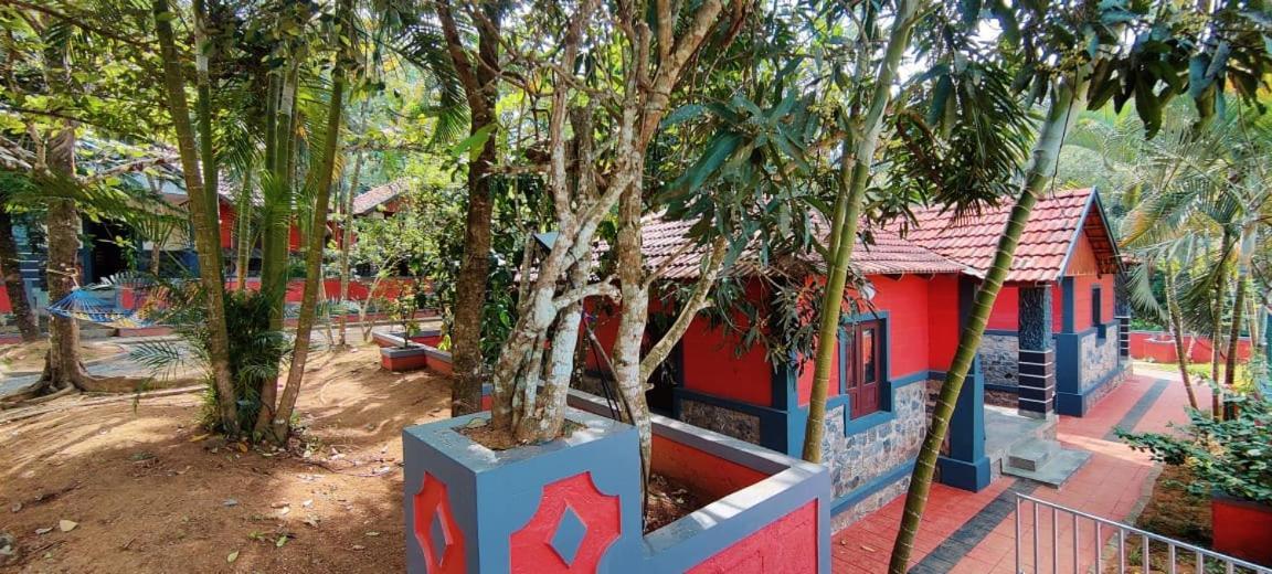 Clay Resort By Bestinn Leisure - Wayanad Padinjarathara Ngoại thất bức ảnh