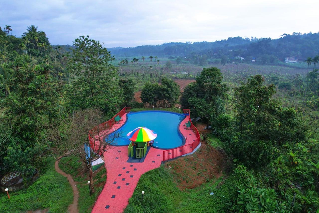 Clay Resort By Bestinn Leisure - Wayanad Padinjarathara Ngoại thất bức ảnh
