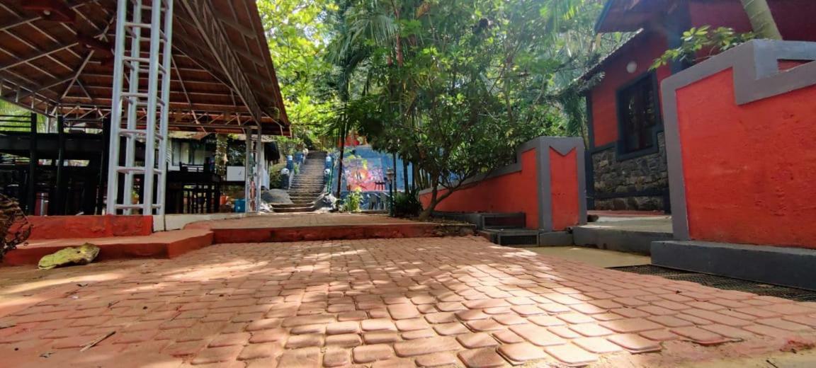 Clay Resort By Bestinn Leisure - Wayanad Padinjarathara Ngoại thất bức ảnh